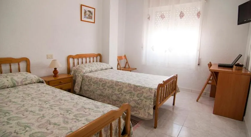 Pensión Ribera - Image 1