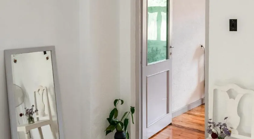 Himara Hostel - Image 1