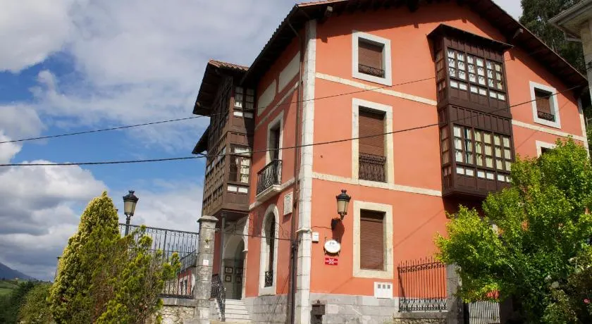La Casona de Molleda - Image 1