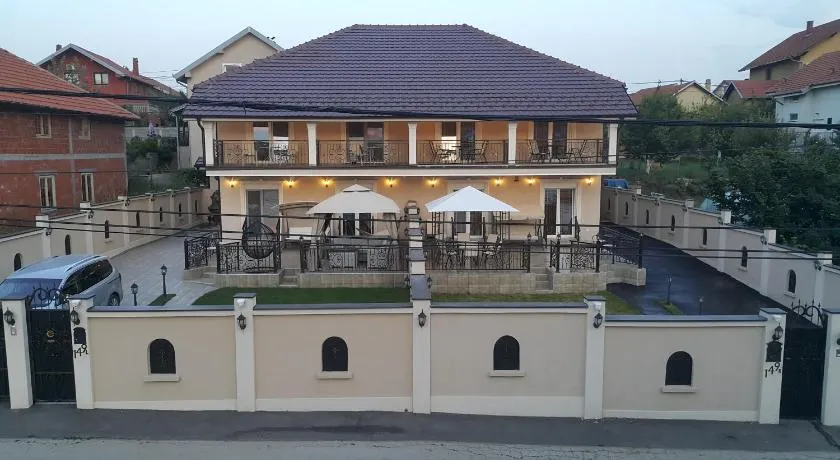 Apartments Exclusive - Image 1