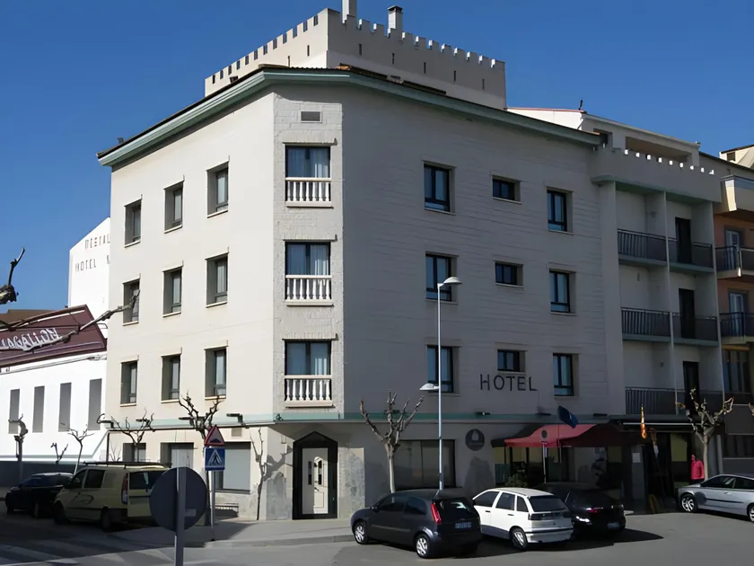 Hotel Magallón - Image 1