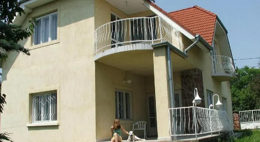 Anna Villa - Image 1