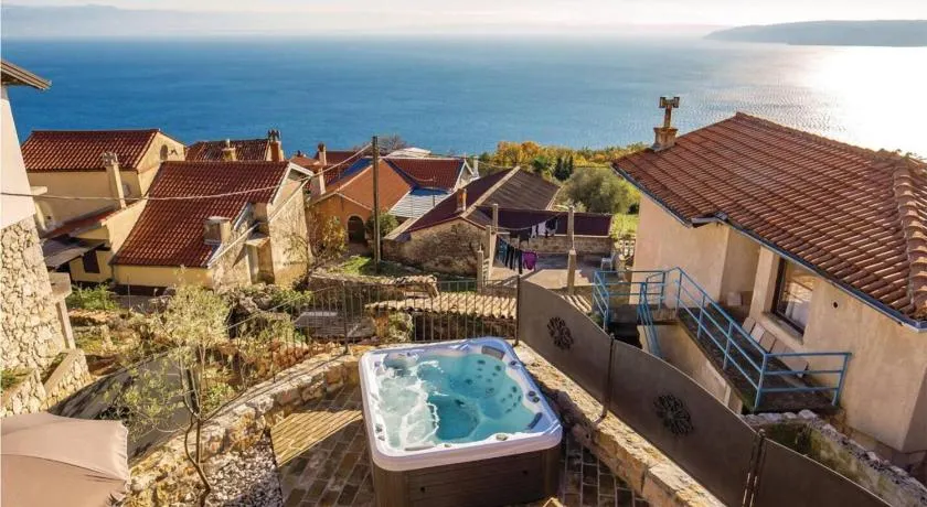Beautiful Home In Moscenicka Draga - Image 1