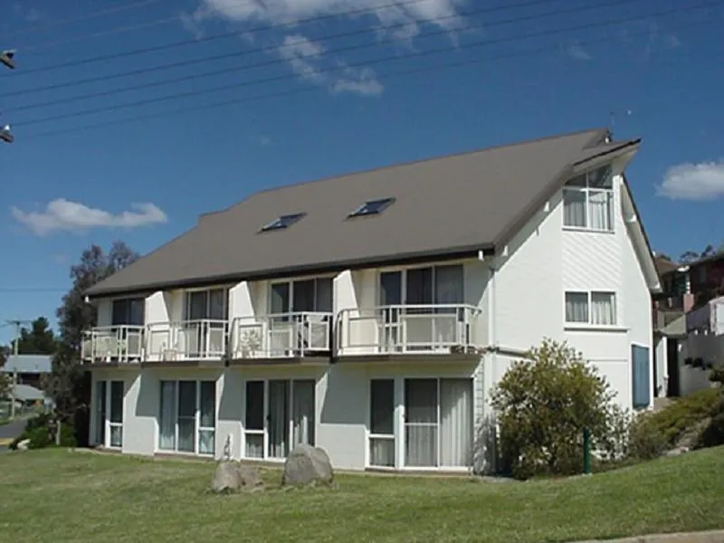 Parkwood 4 Holiday Apartment - Image 1