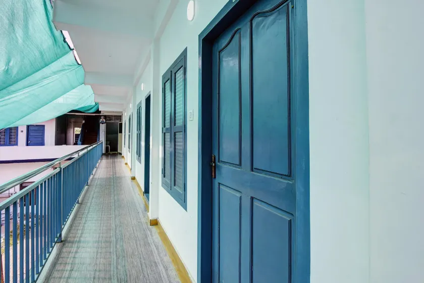 Hotel O Prasanth Holiday Inn - Image 1