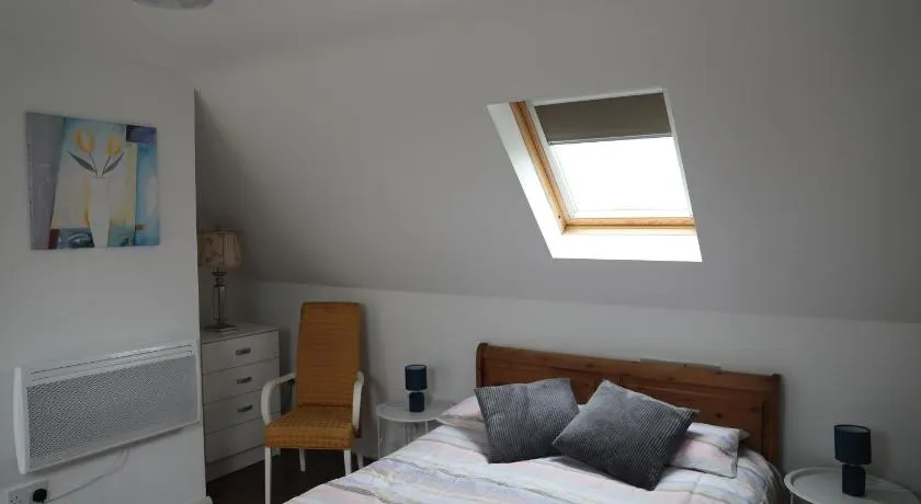 Cosy Loft situated on shores of Lough Neagh - Image 1