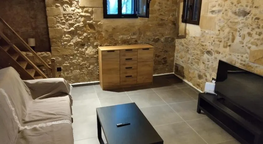 Stone House Experience - Image 1