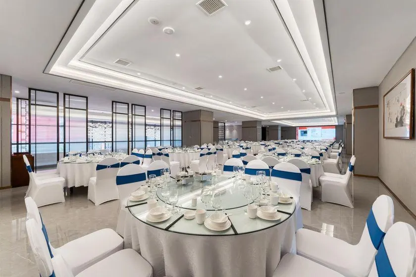 Junmao Tianyi Hotel - Image 1