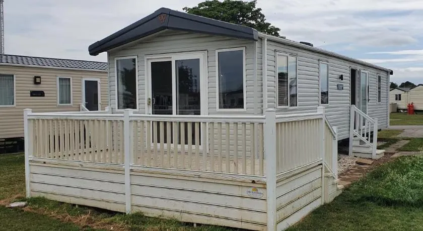 FLAMINGO LAND RESORT YORKSHIRE - Image 1