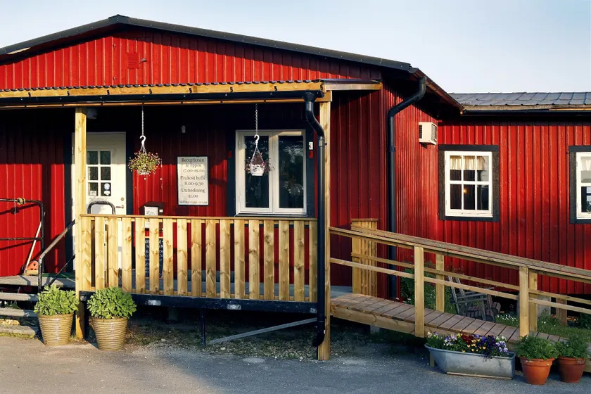 STF Bunge Hostel - Image 1