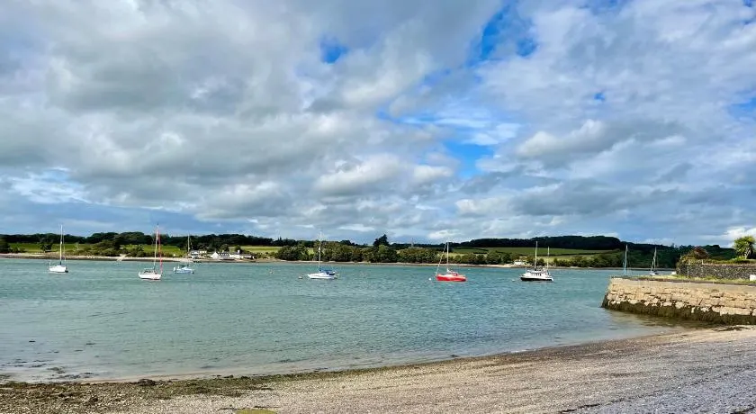 Garddfon Inn - Image 1