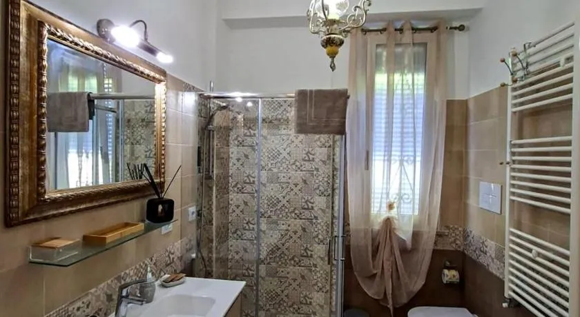 La Petite Maison d'Emilie - Image 1