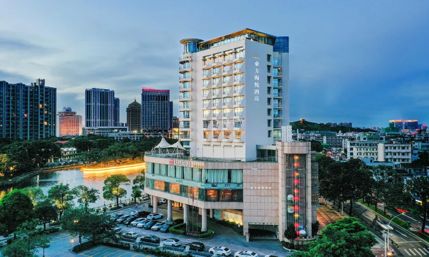Hiyet Oriental Hotel - Image 1