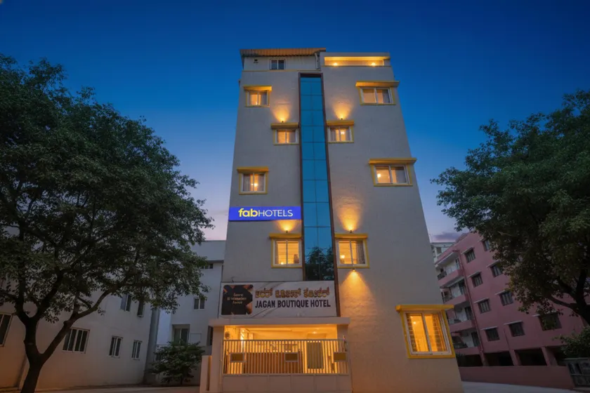 FabHotel Jagan Boutique - Image 1