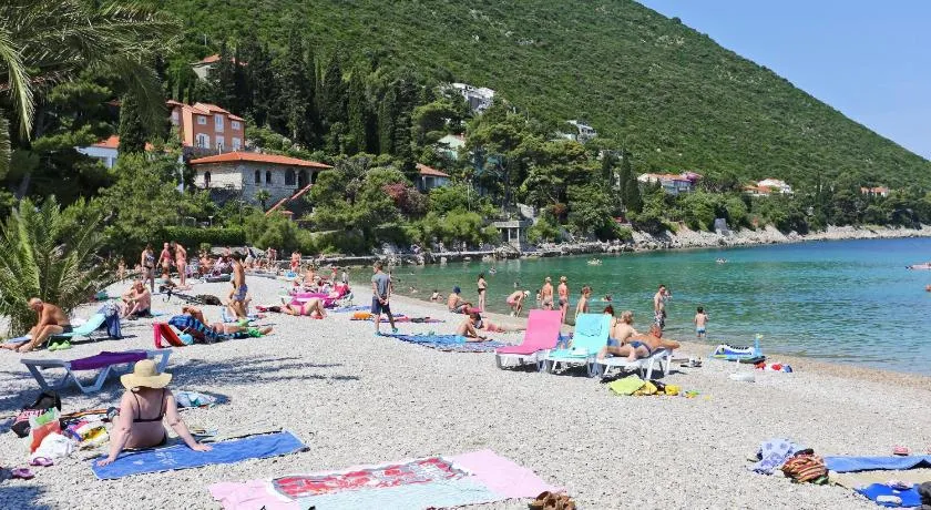 Apartments with parking space Trpanj, Peljesac - 24922 - Image 1
