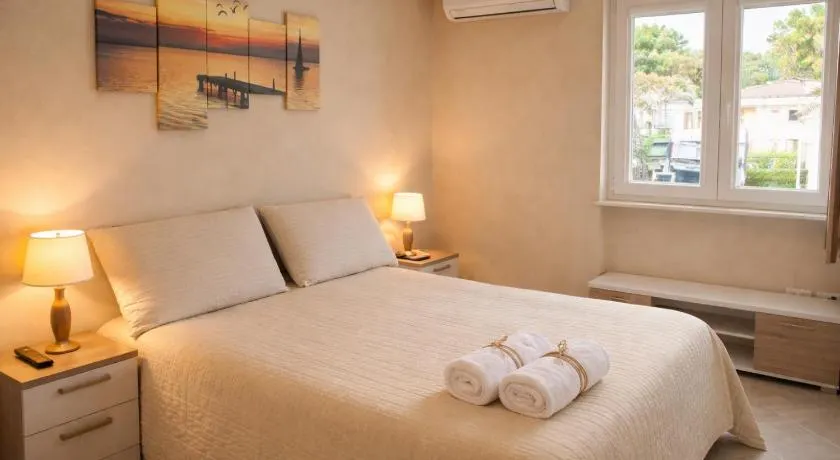 Pineta Center Apartment - Image 1