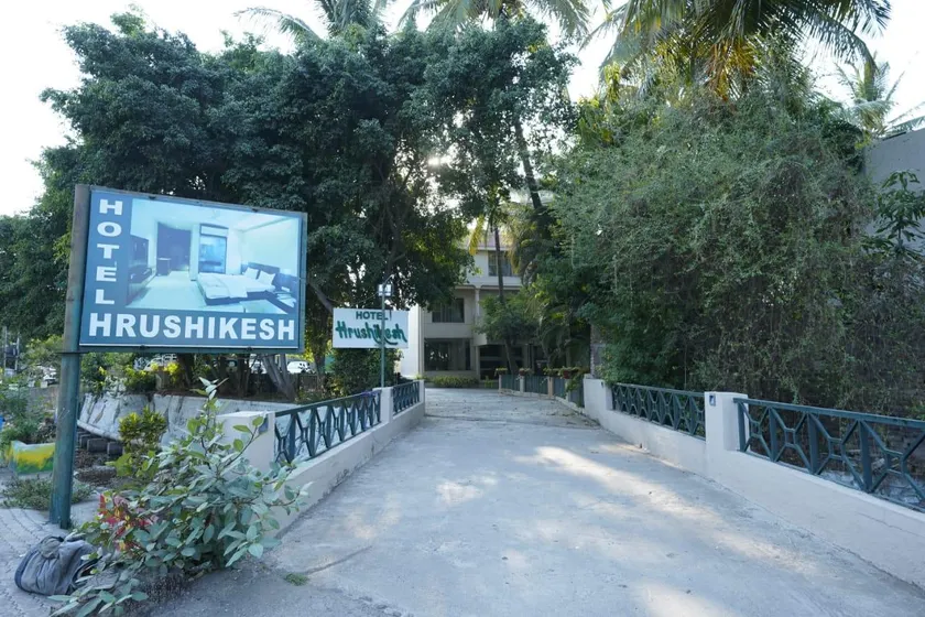 Hotel Hrushikesh - Image 1