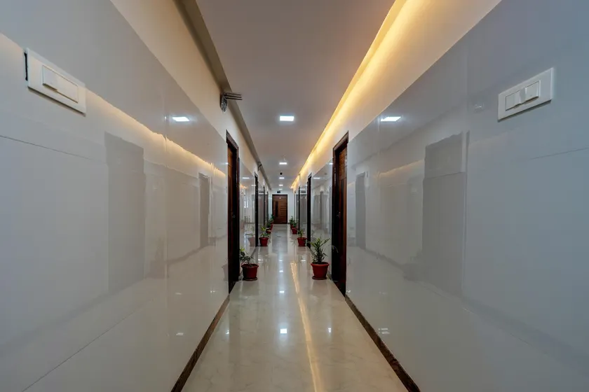OYO Vaibhav Lakshmi Bording & Lodging - Image 1