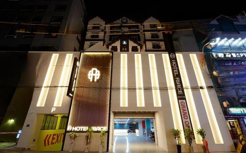 Hotel Riace - Image 1