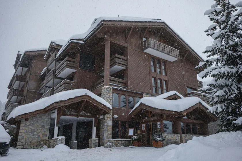 Hôtel des 3 Vallées - Image 1