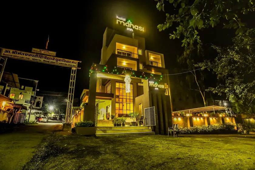 Hotel Manasi INN - Image 1