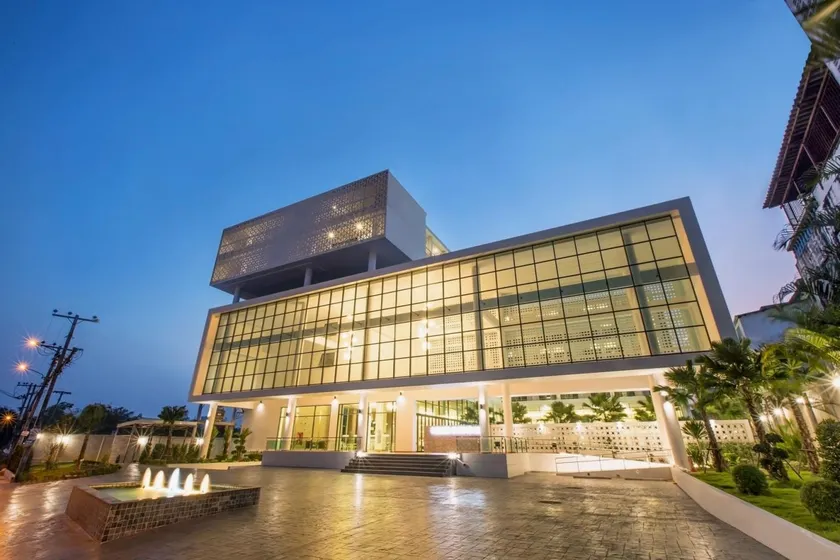 Paragon Grand Resort - Image 1