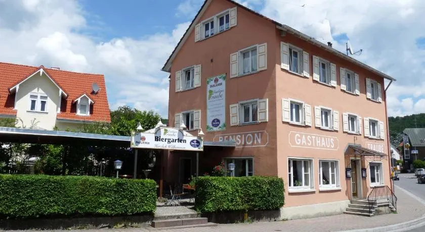 Gasthaus Traube, Ludwigshafen, Bodensee, Seenah gelegen - Image 1
