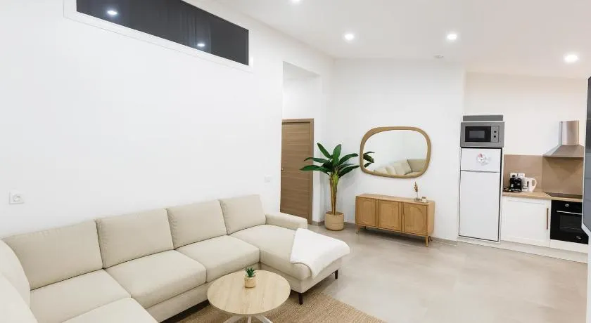 Charmant appartement au centre ville de Cavaillon - Image 1
