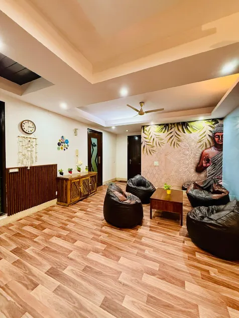 Aloha! Pvt Room in a Cozy 3BHK - Image 1