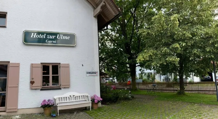 Hotel zur Ulme - Image 1
