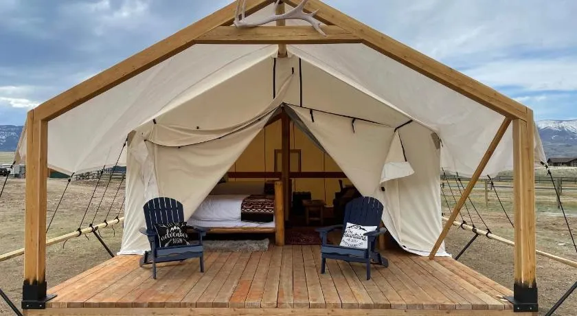 Yellowstone Dreamin Camp - Image 1