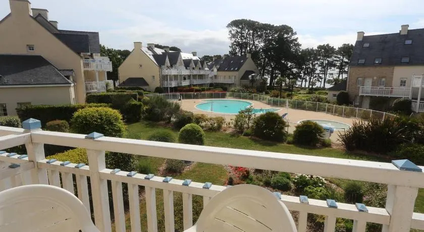 Fouesnant, Appartement avec piscine chauffée, plage à pied - Image 1