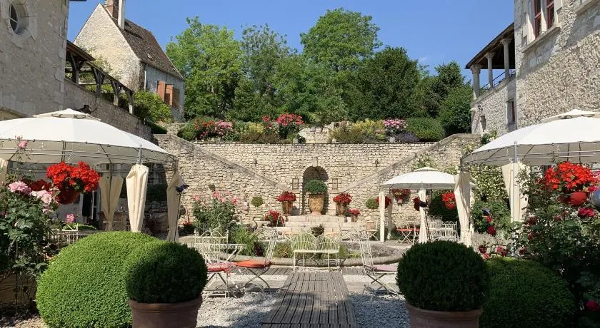 Demeure des Vieux Bains - Image 1