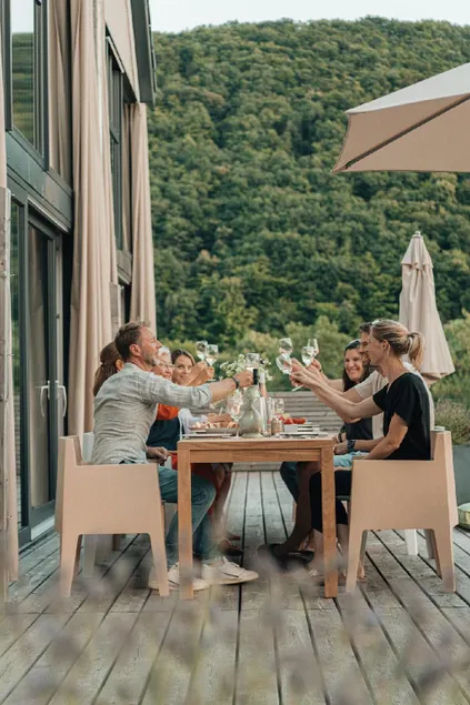 Mosel Chalets - Design-Ferienhäuser - Terrasse und Traumblick, nähe Cochem - Direkt am Weinberg -mittleres Chalet mit Sauna - Image 1