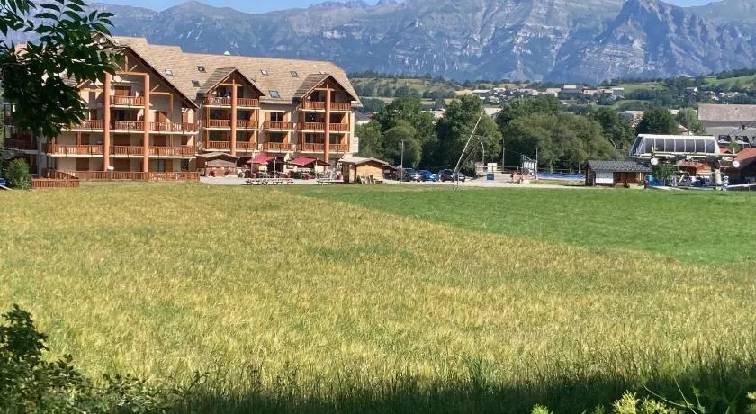 Résidence Les Ecrins - Image 1