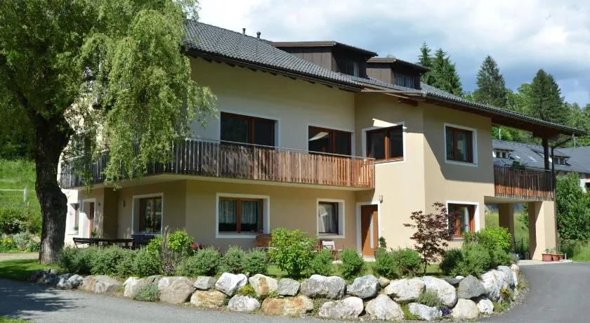 Rauterhof - Image 1