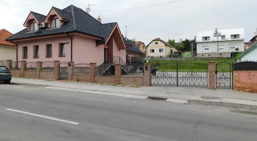 Apartmánový Penzión Bojnice - Image 1