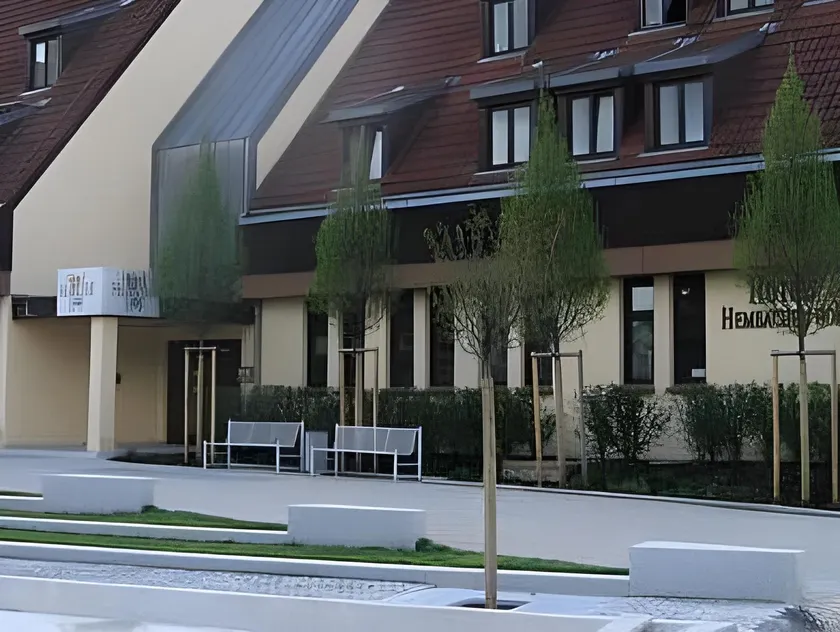 Hotel Hembacher Hof - Image 1