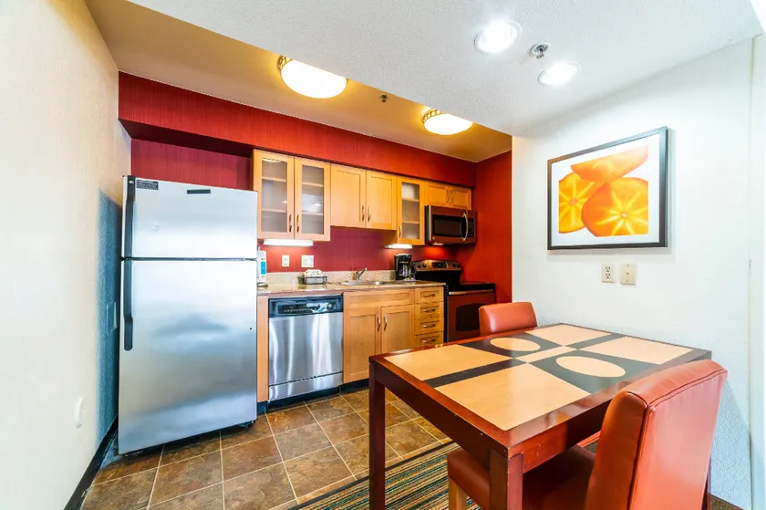 Metro Phoenix Extended Stay - 1 BR Deluxe - Image 1