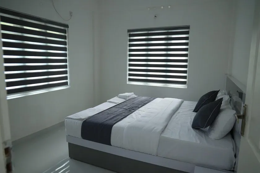 Near Rajagiri Hospital | Charming KING Bed Suite - Image 1