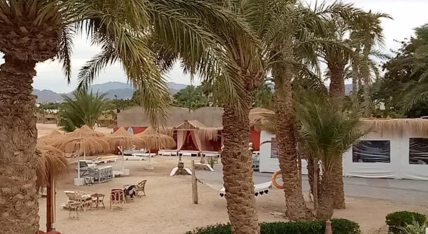 Sun Beach Hotel ABO SOMA - Image 1