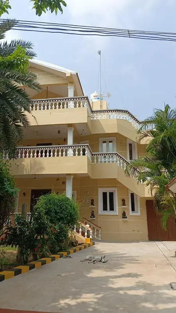 Sea Side large Flat between White Town & Auroville - Image 1
