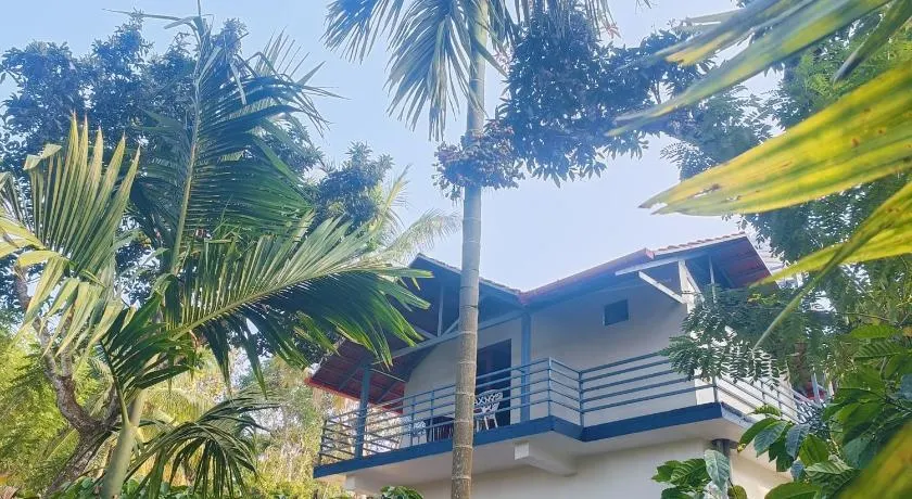 Golden Valley Abode - Image 1