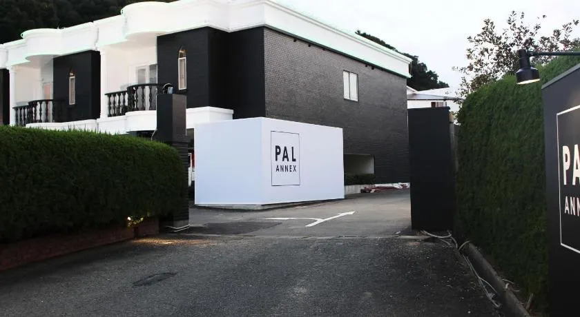 Pal Annex Munakata (Love Hotel) - Image 1