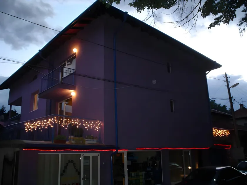 Guest House Lila - Image 1