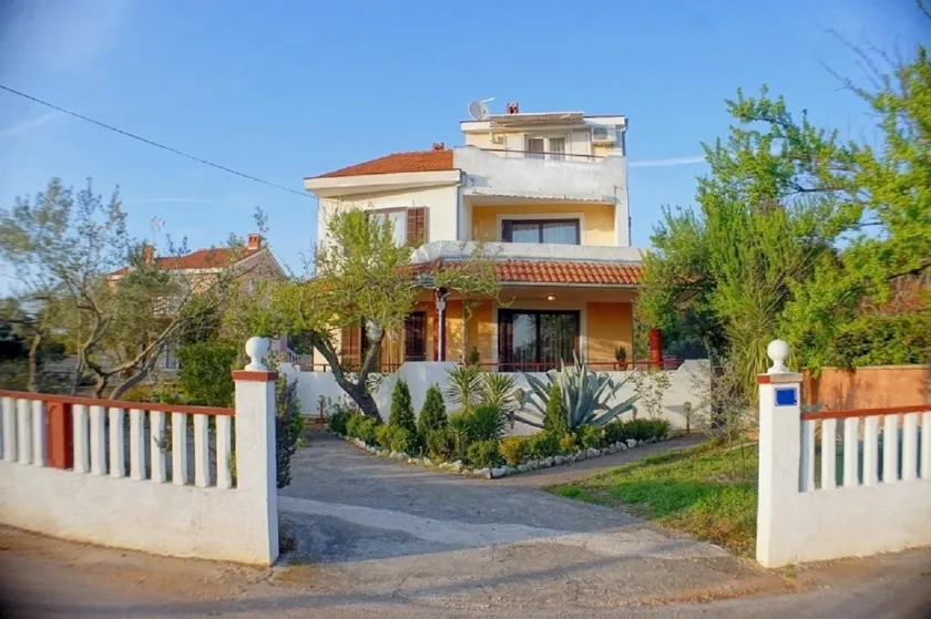 Apartment Mirjanica A2 Susica, Island Ugljan - Image 1