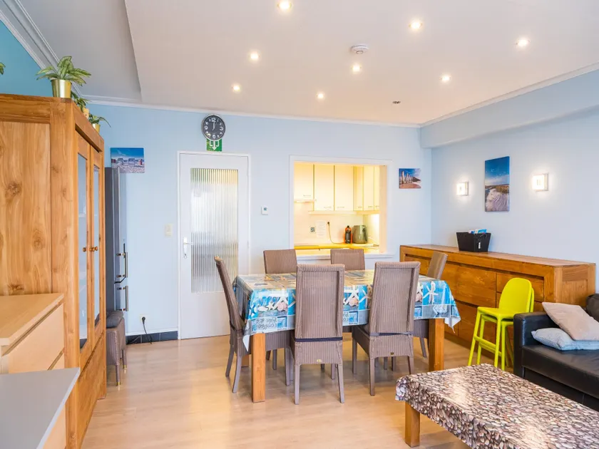 Apartment on the 3rd floor with sea view - Image 1
