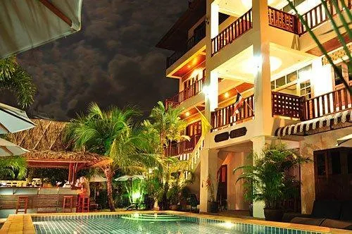 Baan Chayna Hotel - Image 1