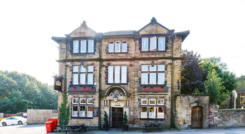 The Old Crown Inn - Image 1