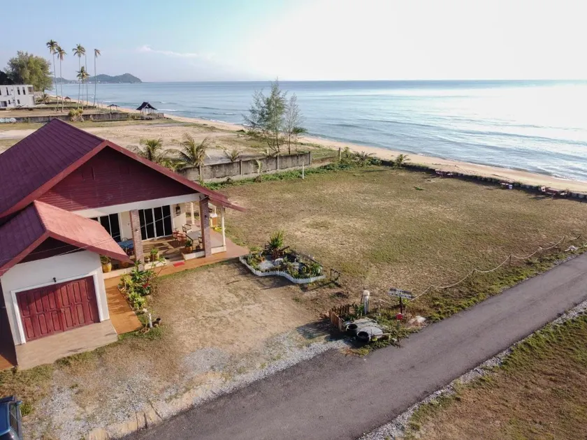 KC Beachfront - Image 1